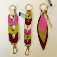 Sleutelhangers - paars, groen, fuchsia en mint