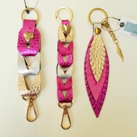 Sleutelhangers - fuchsia, metallic roze, zilver en rosé