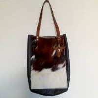 Shopper leer & koeienhuid - zwart & tricolor 1