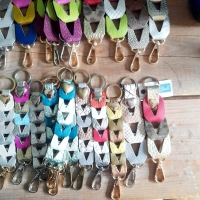 OPKOOPPAKKET SLEUTELHANGERS SCHAKELS - mix van 50 stuks